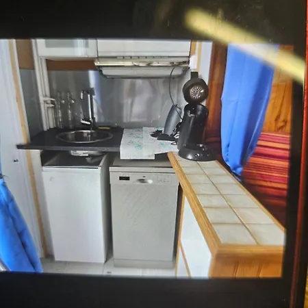 Kiki Apartman *